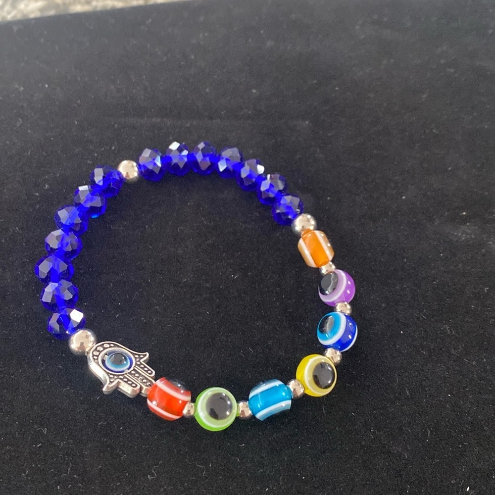 Beaded Bracelet w/Charm